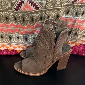 Vince Camuto Brown Heeled Sandals Booties 7.5